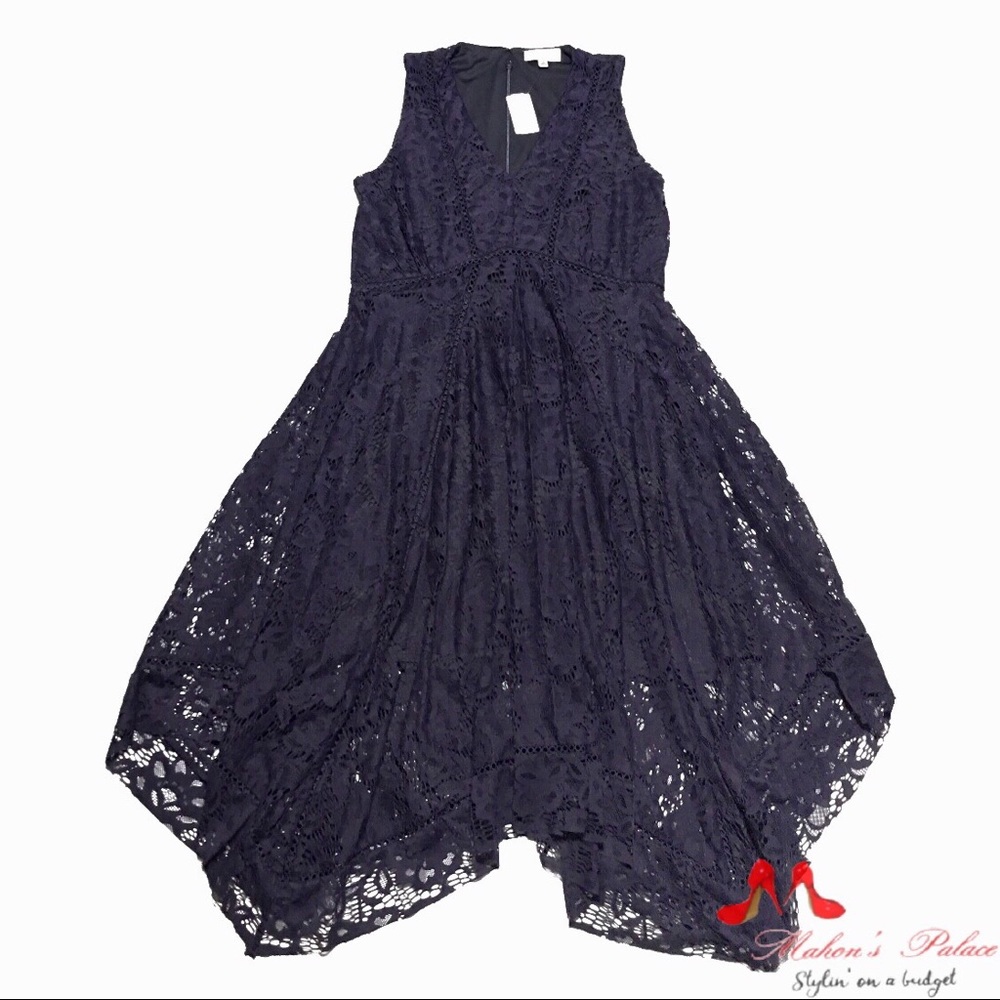 Nieman Marcus Navy Blue Sleeveless Lace Dress - Picture 2 of 4